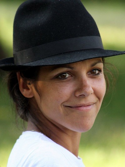 Amandine LARGEAUD - Le 100e Singe